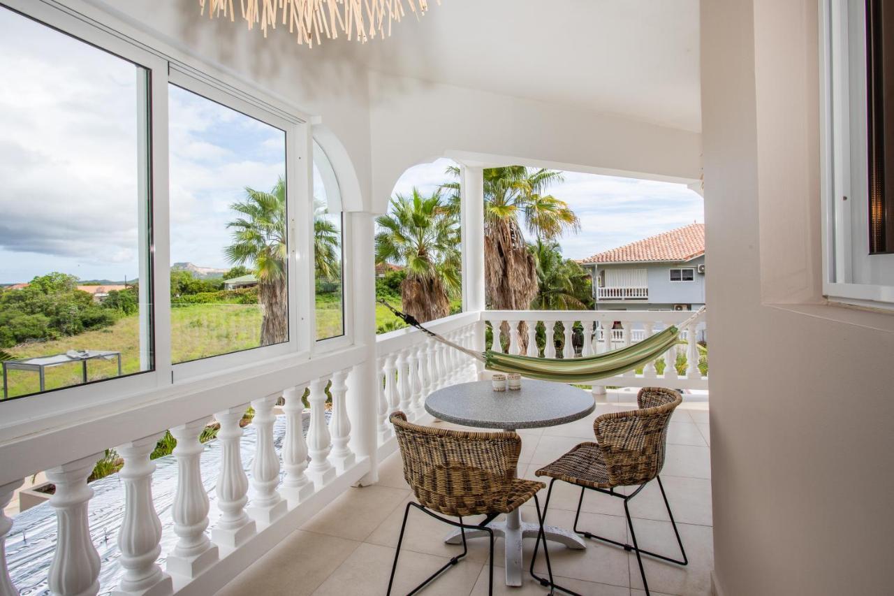 Jt Curacao Apartments Jan Thiel Eksteriør bilde