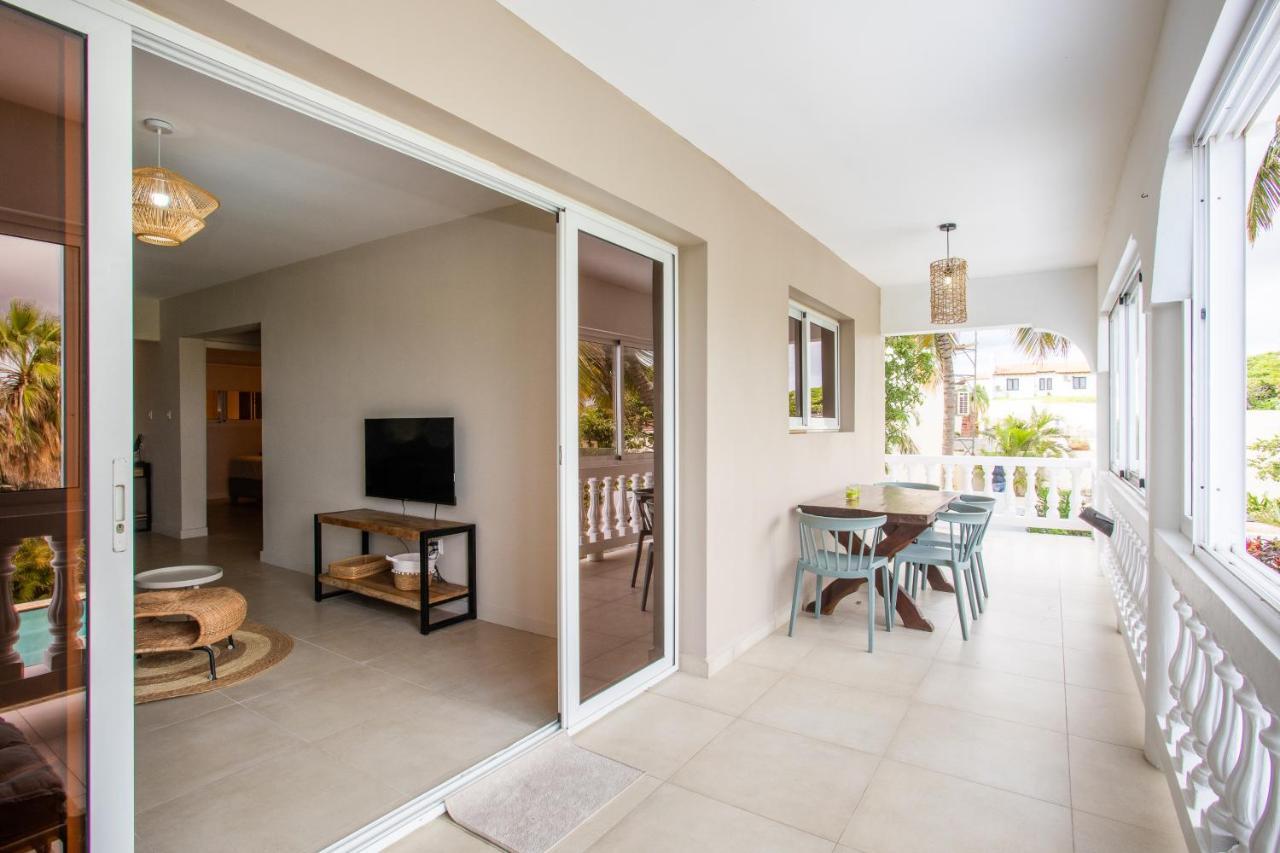 Jt Curacao Apartments Jan Thiel Eksteriør bilde