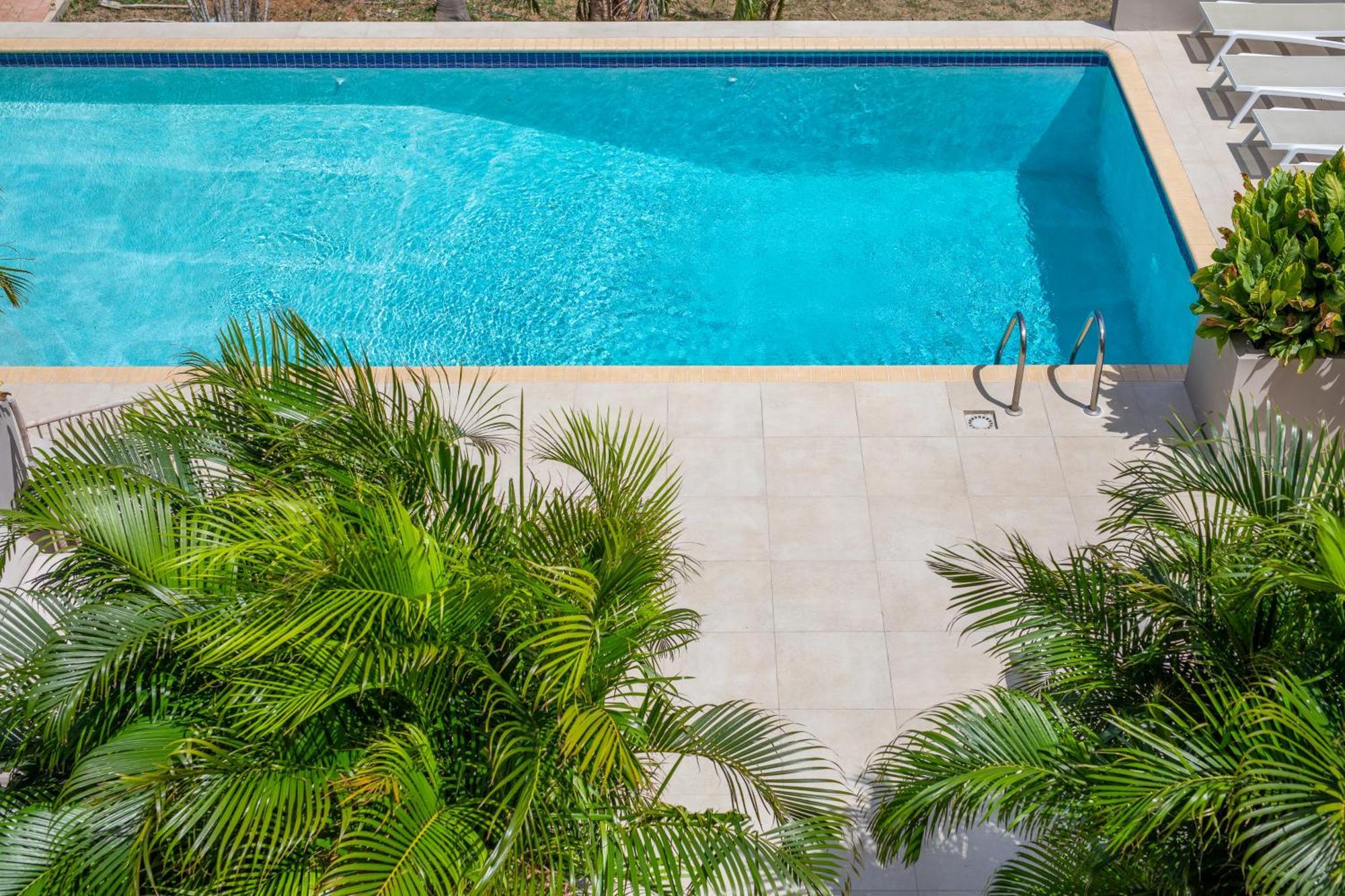 Jt Curacao Apartments Jan Thiel Eksteriør bilde