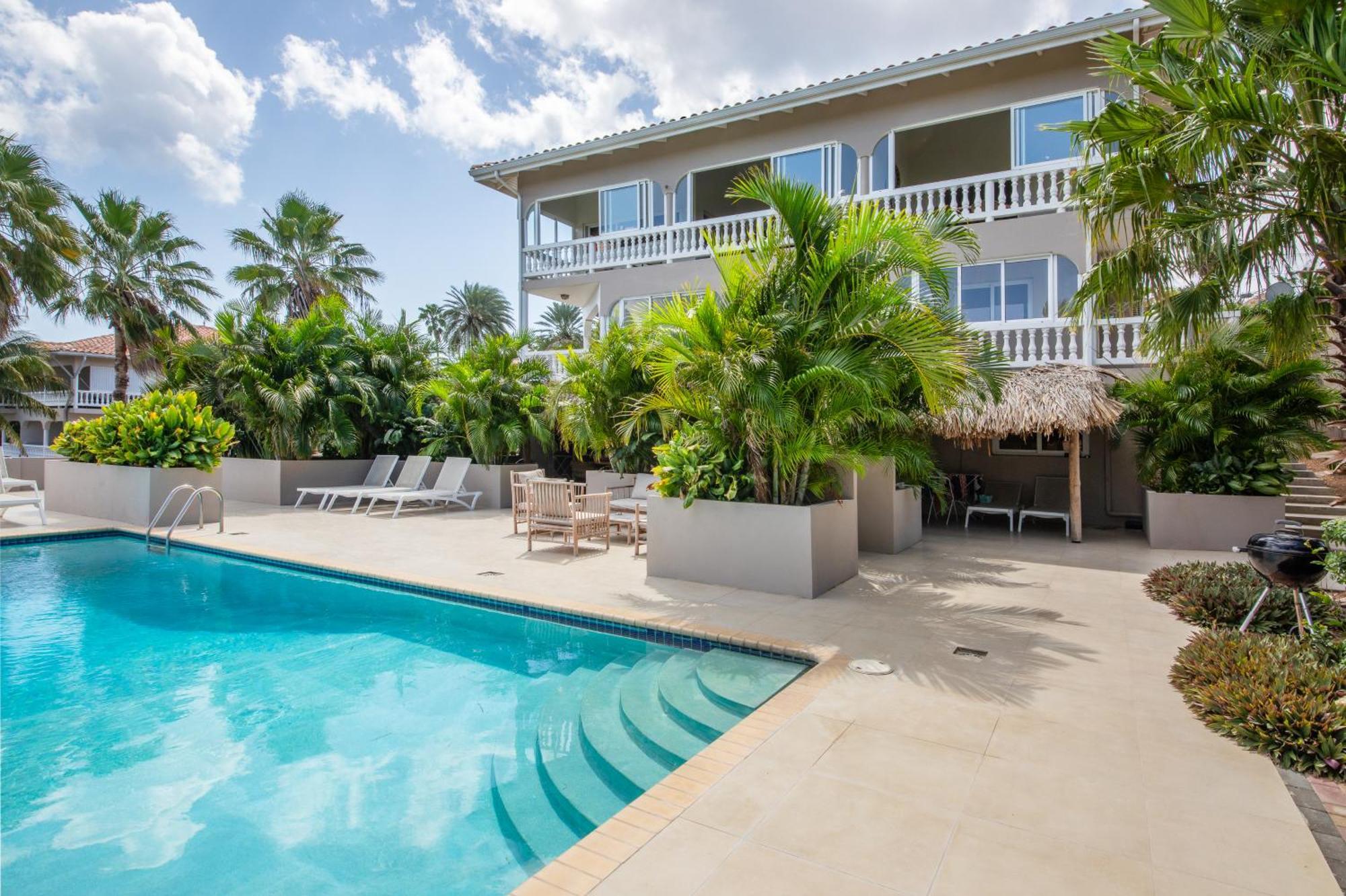 Jt Curacao Apartments Jan Thiel Eksteriør bilde