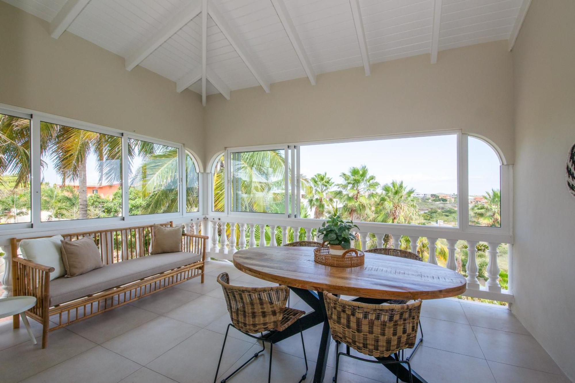 Jt Curacao Apartments Jan Thiel Eksteriør bilde