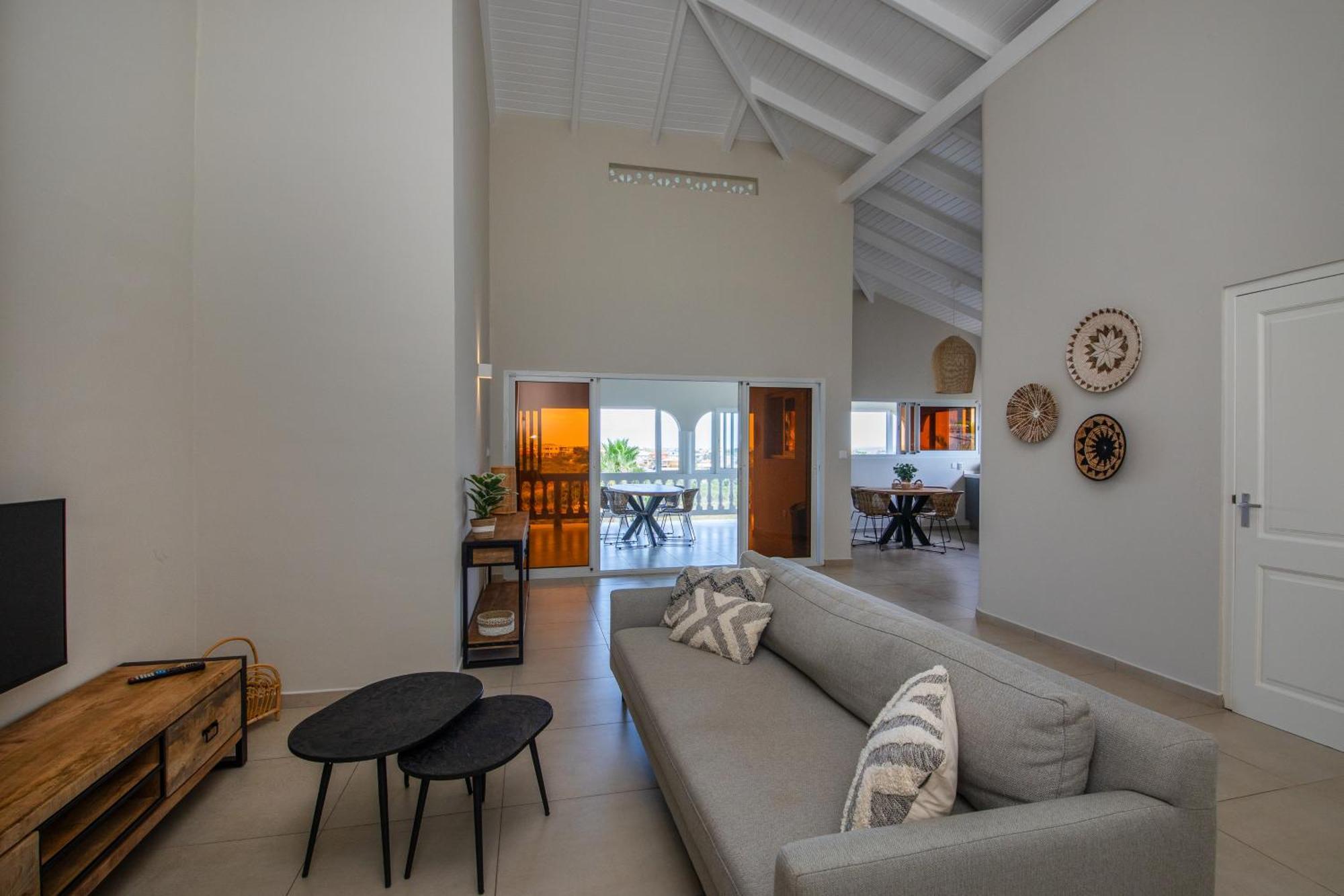 Jt Curacao Apartments Jan Thiel Eksteriør bilde